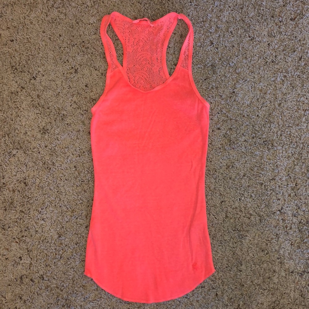 Tank top with lace on the back